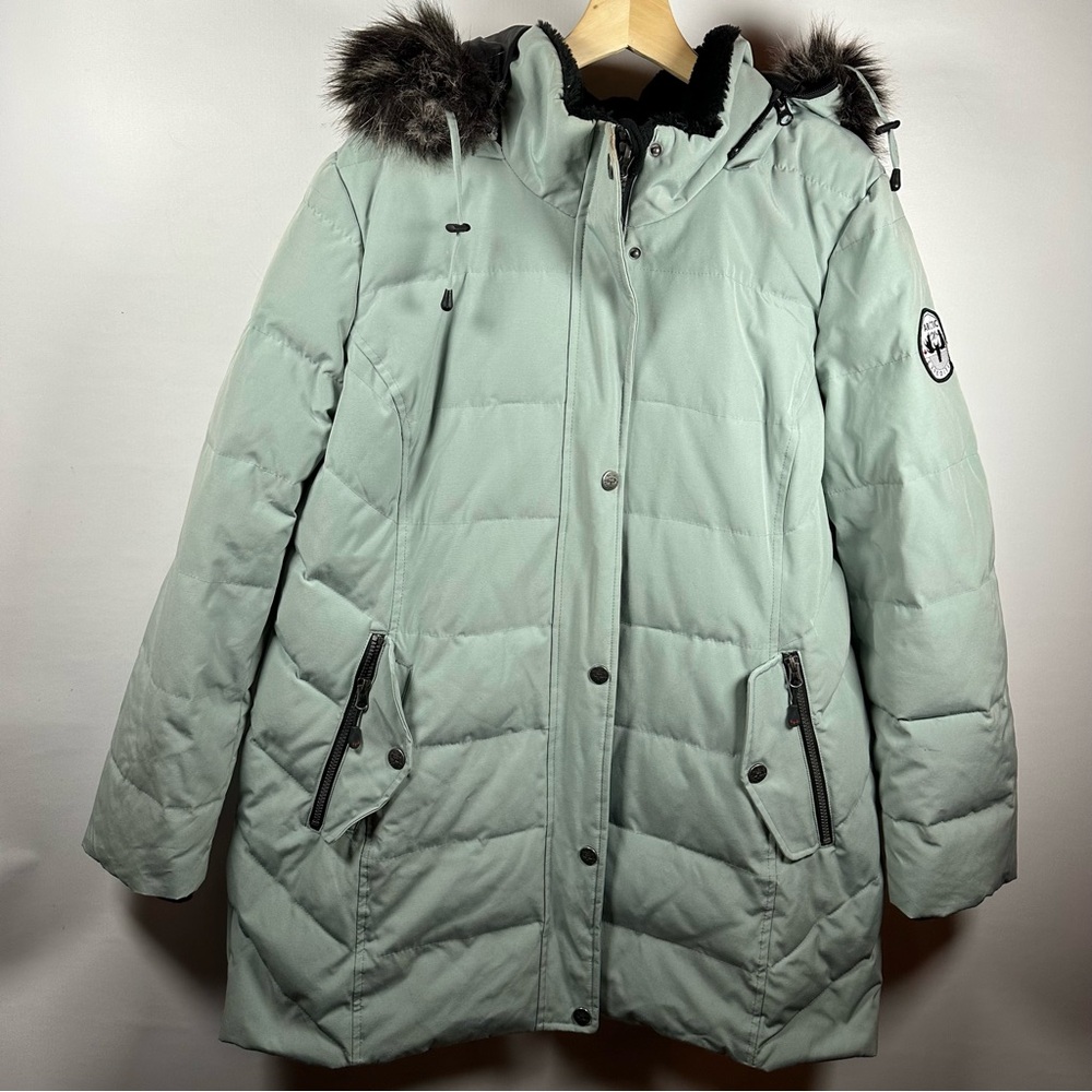 Women's Light Green Puffer Coat with Fur Trim